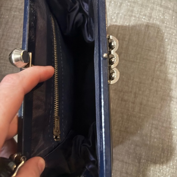 Vintage Elegant Navy Blue Handbag - Picture 4 of 6